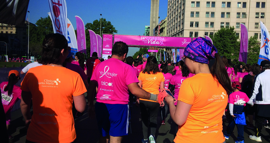 Servicio de Oncología participó en iniciativa por el cáncer de mama